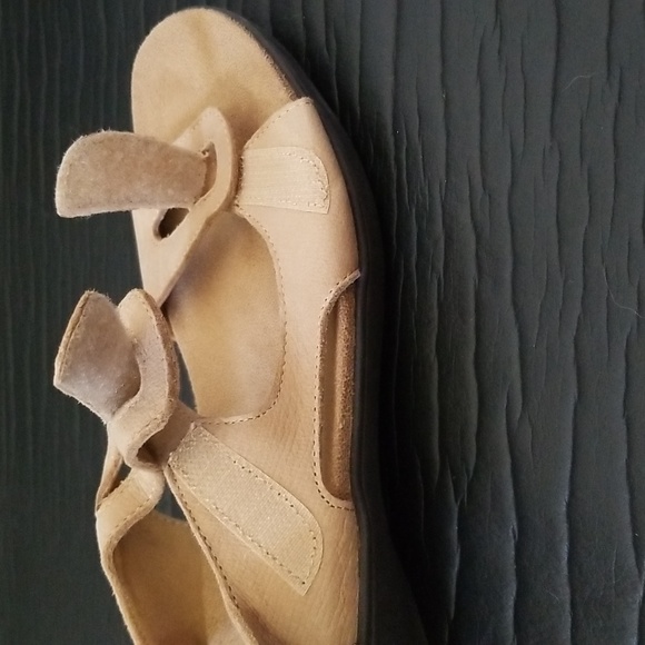 Trotters suede sandals - Picture 8 of 8